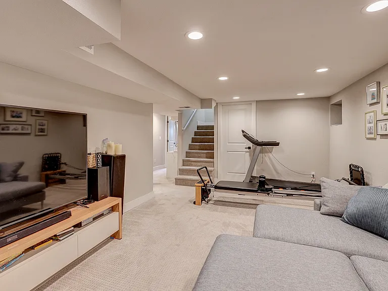 3101 W 37th Ave — Photo 13