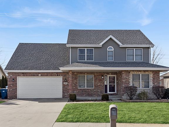 2nd image of 521 Highpoint Cir N