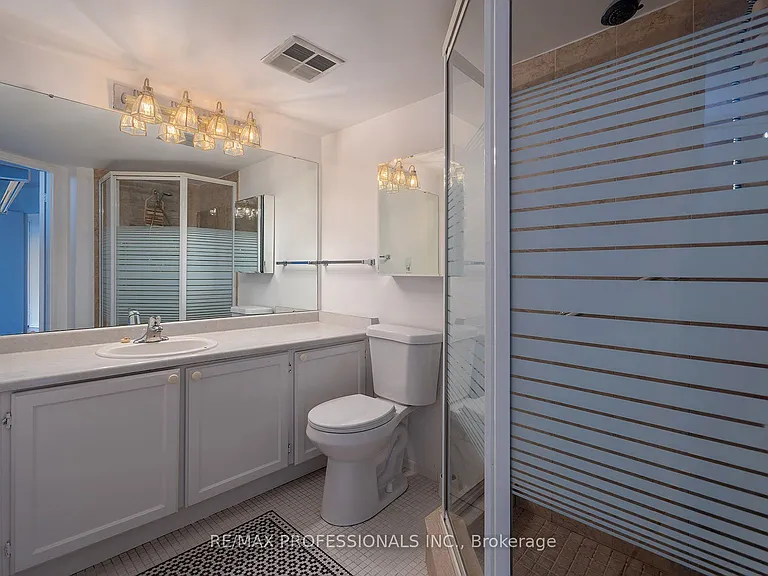284 Mill Rd #B1 — Photo 17