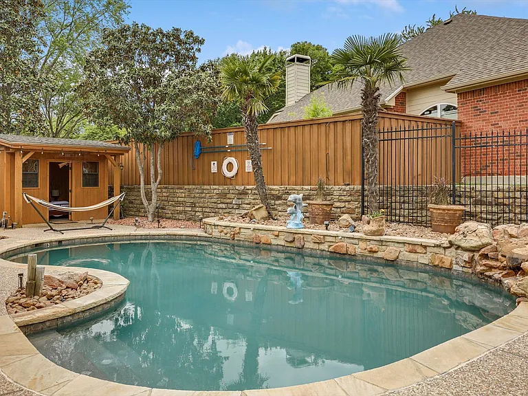 4205 Vista Creek Dr — Photo 49