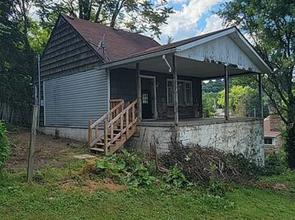 151 Haywood St, East Liverpool, OH 43920