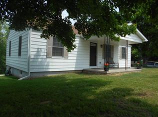 2825 E Valley Water Mill Rd, Springfield, MO 65803