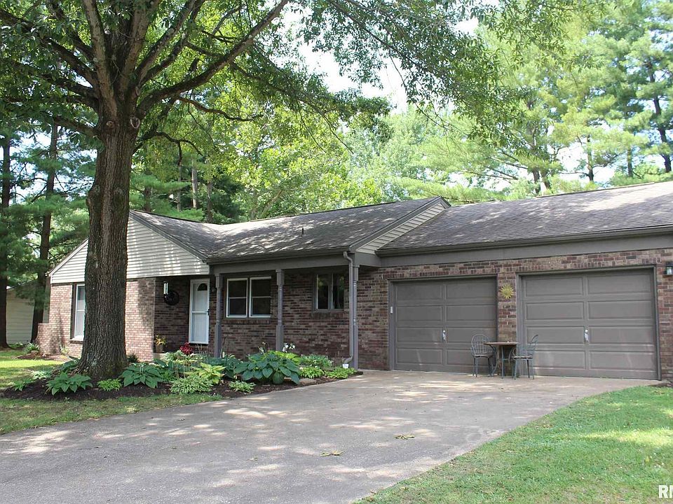 1st image of 1710 W Colonial Dr
