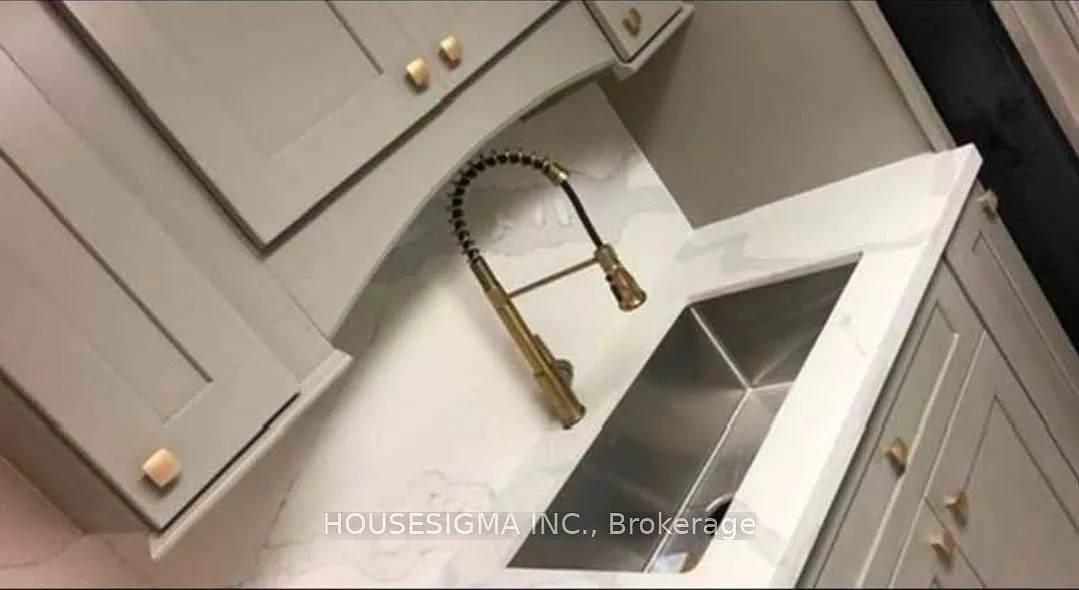 3 bed, $2,100 — Photo 2