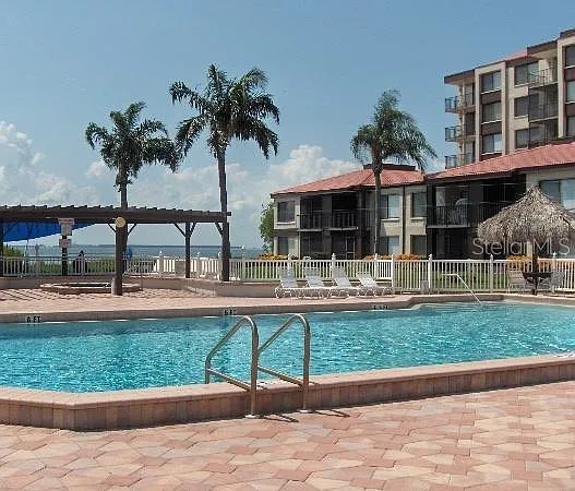 1 bed, 1.5 bath, 780 sqft, $2,200 — Photo 3