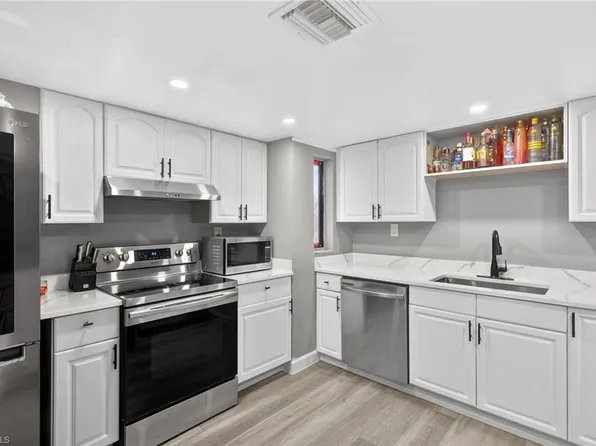 7123 Penner LN #6, FORT MYERS, FL 33907