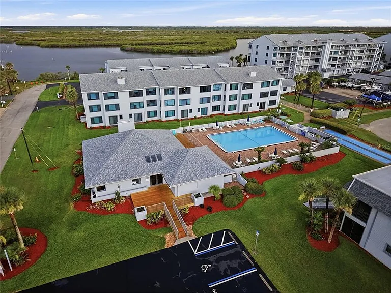 845 Ladyfish Ave #B304 — Photo 36