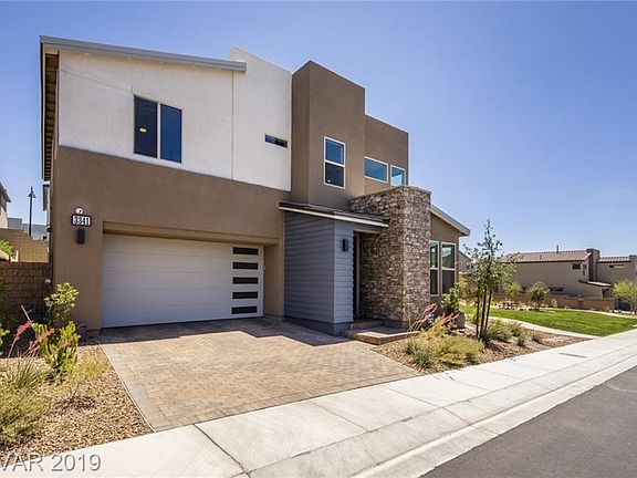 Adjacent to the community park!