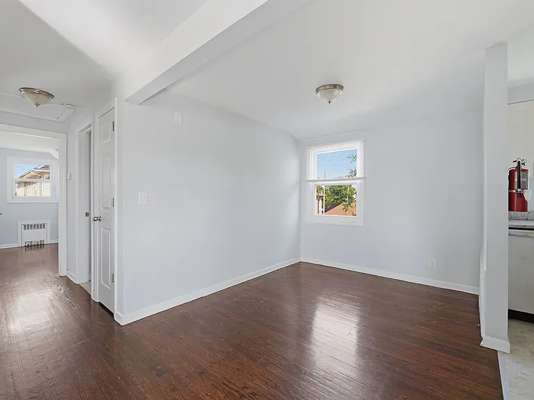 55 Marconi St #2 — Photo 10