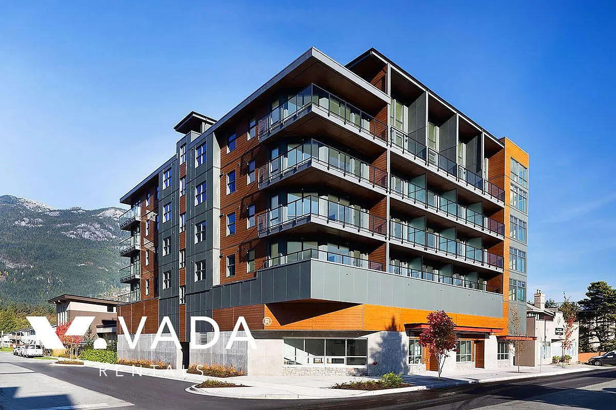 The Lauren 2 BR Loft Rental 604-38013 Third Ave Squamish: VADA — Photo 1