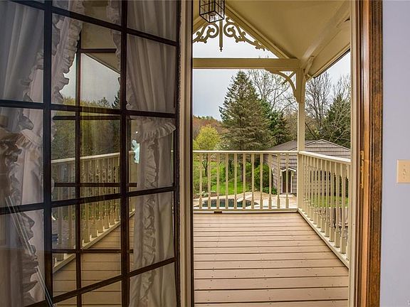 5th image of 9238 Holland Glenwood Rd