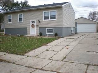 620 Murphy Dr, Romeoville, IL 60446