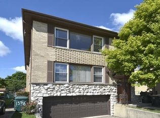 1336 N Dee Rd #2, Park Ridge, IL 60068