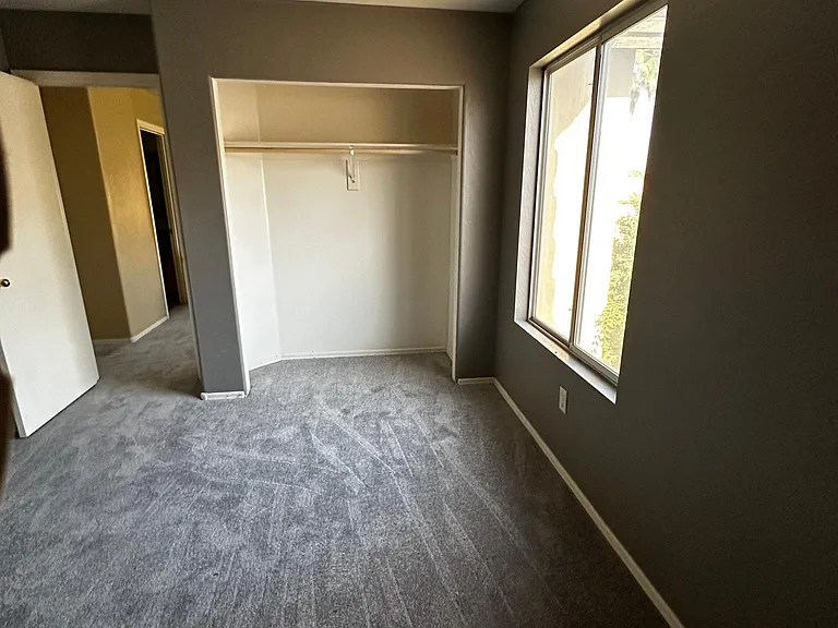 619 E Colt Ct — Photo 15