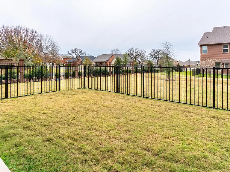 6819 Topaz Dr — Photo 18