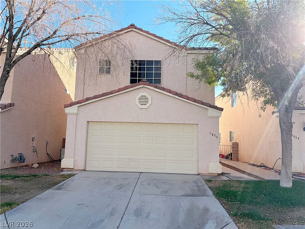 2 bed, 2.5 bath, 1431 sqft, $1,905 — Photo 1