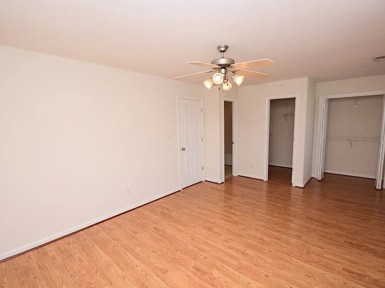 5062 Glen Canyon Dr — Photo 33
