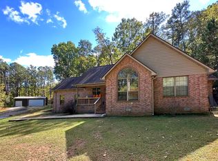 105 Mount Springs Rd, Batesville, AR 72501