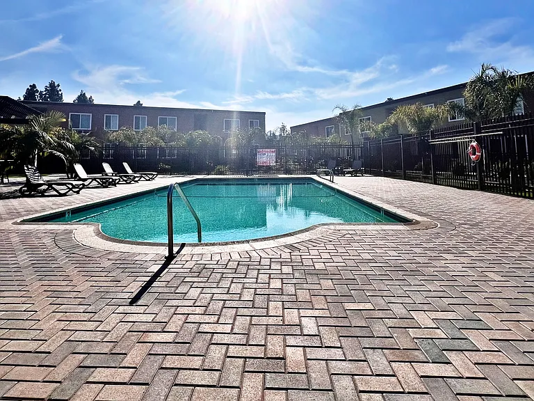 Village Green Apartments — Photo 5