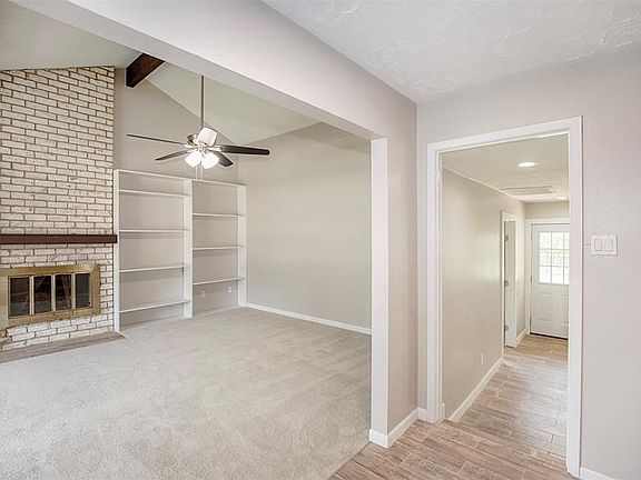 5th image of 10614 Sagewillow Ln