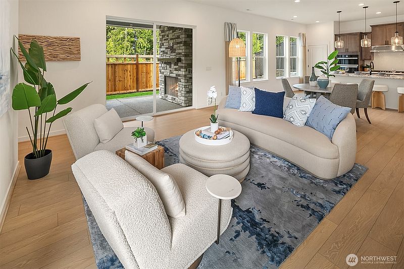 4th image of 34062 Buckeye Avenue SE #300
