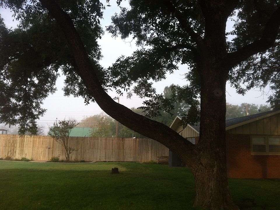 2nd image of 401 Avenue G