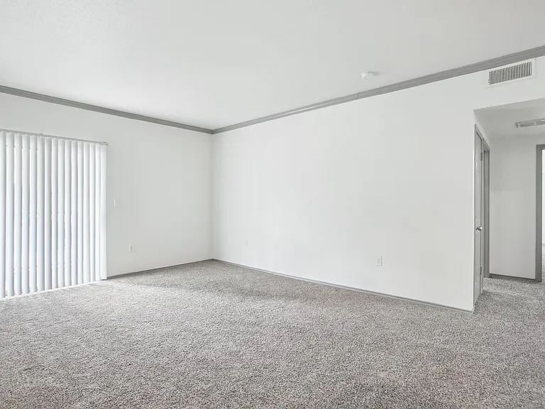 Stone Creek Apartments — Photo 52
