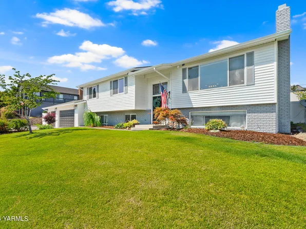 5805 Douglas Dr, Yakima, WA 98908