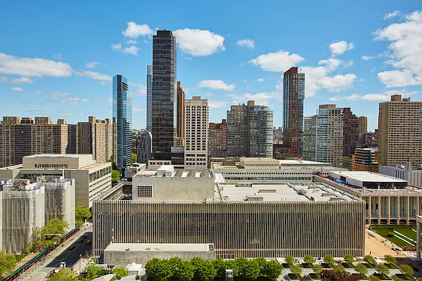 Rented by Brown Harris Stevens | media 10