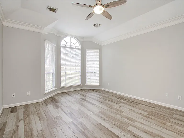 24302 Schivener House Ln — Photo 14