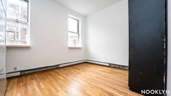 Rented by Nooklyn NYC LLC | media 9