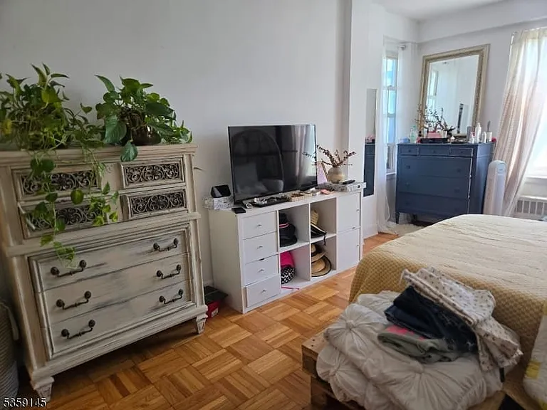 5 Roosevelt Pl #C004E-C — Photo 15