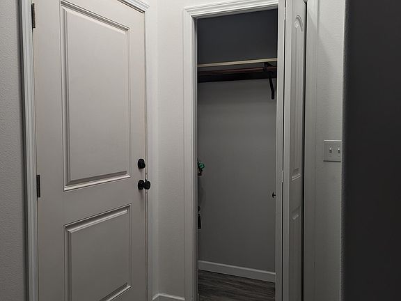 5th image of 14957 101st Ave SE