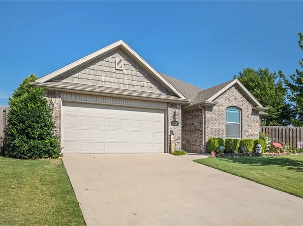 111 Verona Way, Centerton, AR 72719