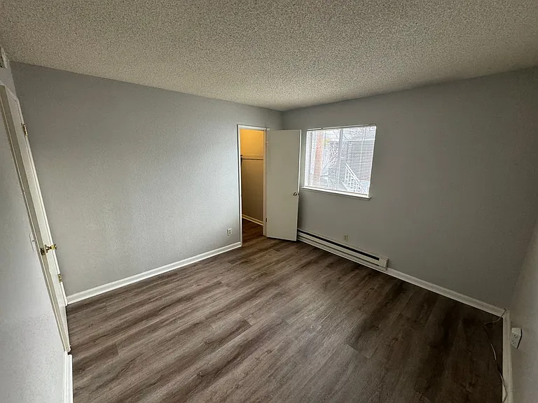 3259 Marshall Way #15 — Photo 7