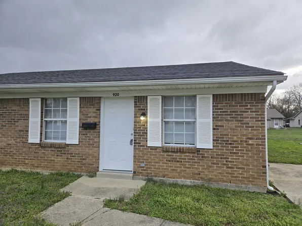 920 Colonial Park Dr, Jeffersonville, IN 47130