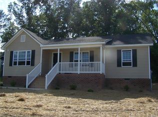 4005 Moss Point Dr, North Dinwiddie, VA 23803