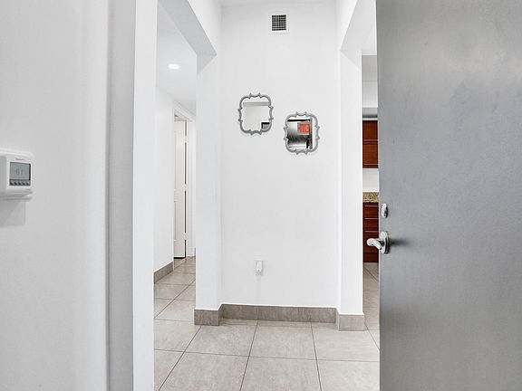 3rd image of 2641 N Flamingo Rd APT 2105N