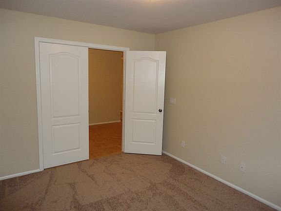 3rd image of 327 W Corriente Ct