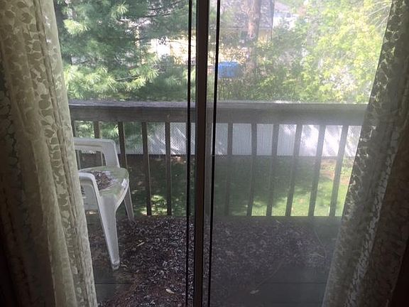3rd image of 5 Yafa Ct