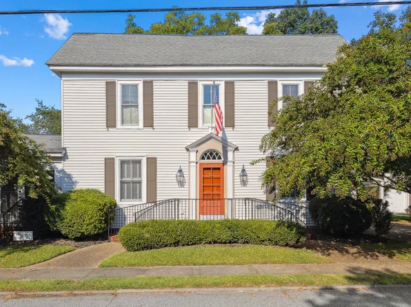 213 N Front Street, Hertford, NC 27944