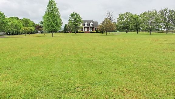 4th image of 6464 Lebanon Rd