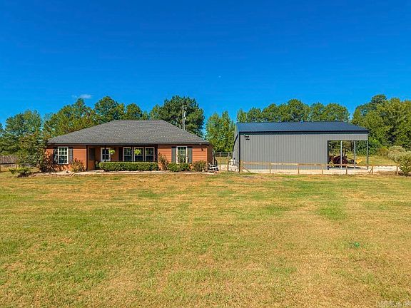 2nd image of 3393 Midway Rd