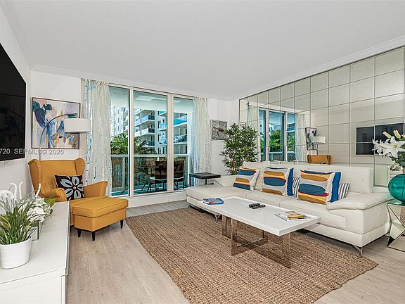5th image of 2301 Collins Ave APT 625