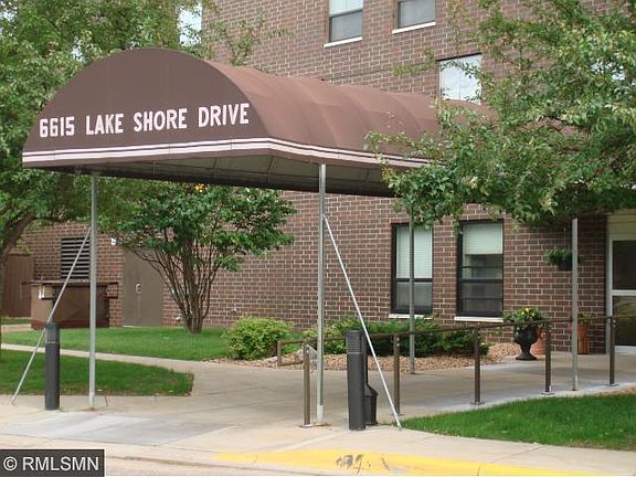 3rd image of 6615 Lake Shore Dr #309