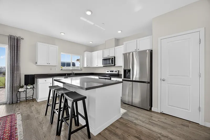 Thumbnail 17