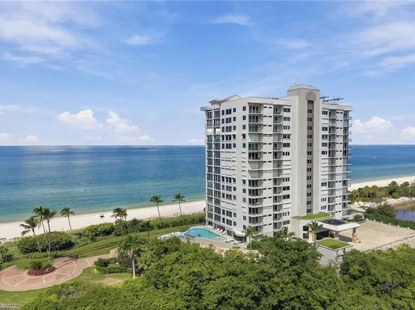 10 Seagate DR #6N, NAPLES, FL 34103