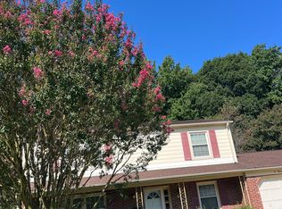 108 Garrett Dr, Hampton, VA 23669