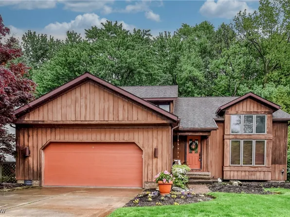 5641 Cardinal Dr, Mentor, OH 44060