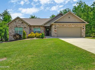 142 Forest View Dr, Fairfield Glade, TN 38558
